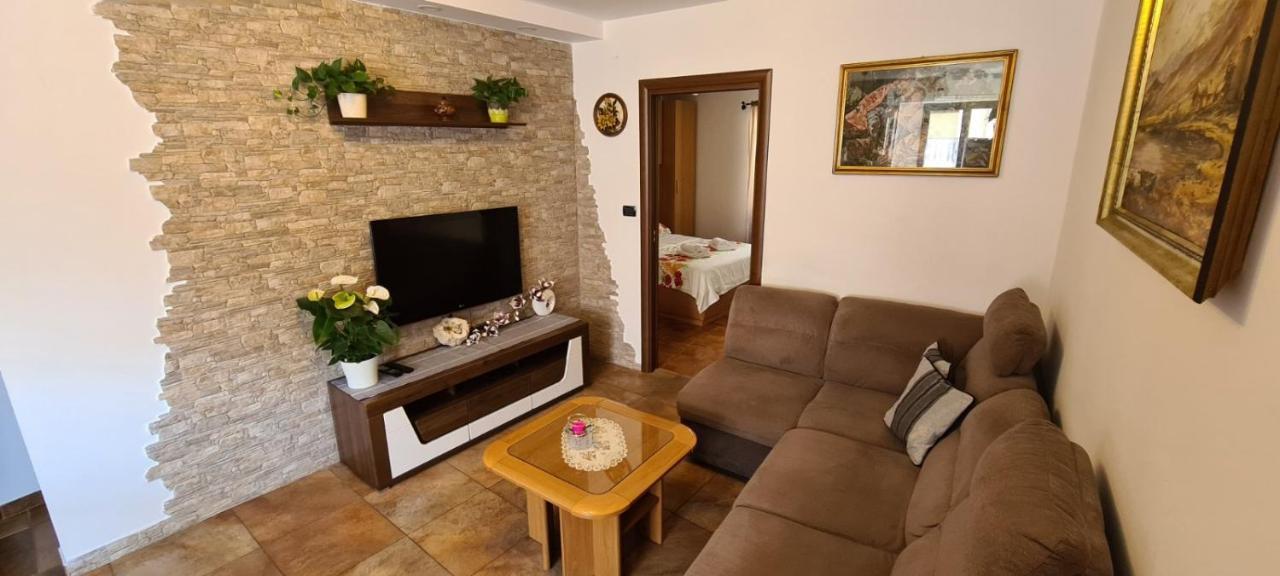 Izola City Center Apartment Bagian luar foto