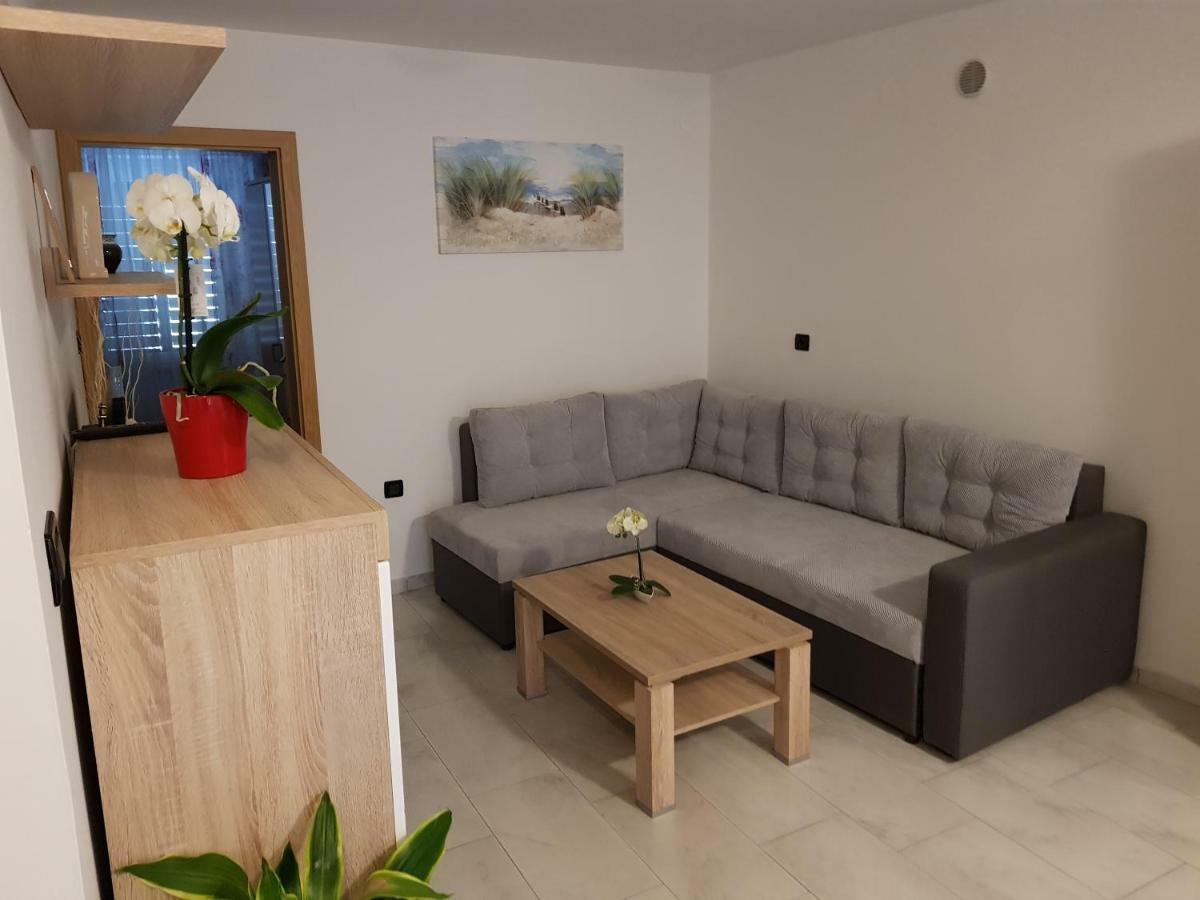 Izola City Center Apartment Bagian luar foto