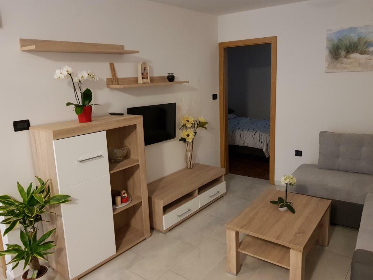 Izola City Center Apartment Bagian luar foto