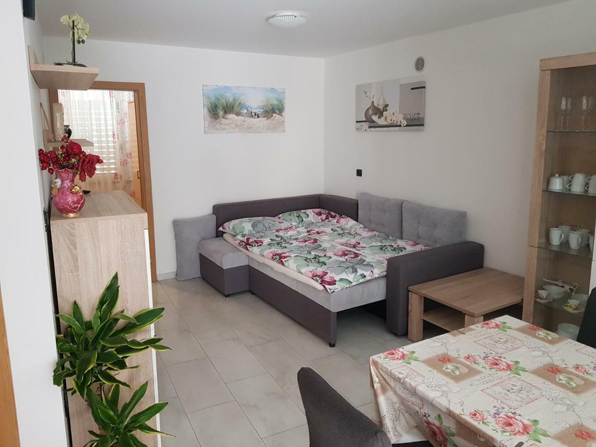 Izola City Center Apartment Bagian luar foto